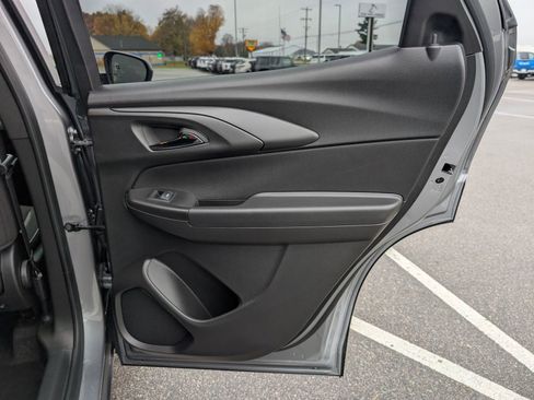 Used 2024 Chevrolet TrailBlazer LT w/ LT Cold Weather Package image 25