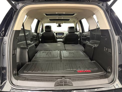 Used 2022 GMC Acadia Denali w/ GMC Pro Grade Package AWD/4WD image 34
