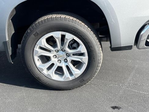 Used 2023 Chevrolet Silverado 1500 LTZ w/ LTZ Premium Package image 10