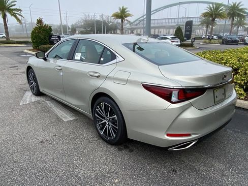 New 2025 Lexus ES 350 w/ Premium Package image 2