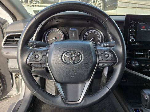 Used 2024 Toyota Camry SE FWD image 15