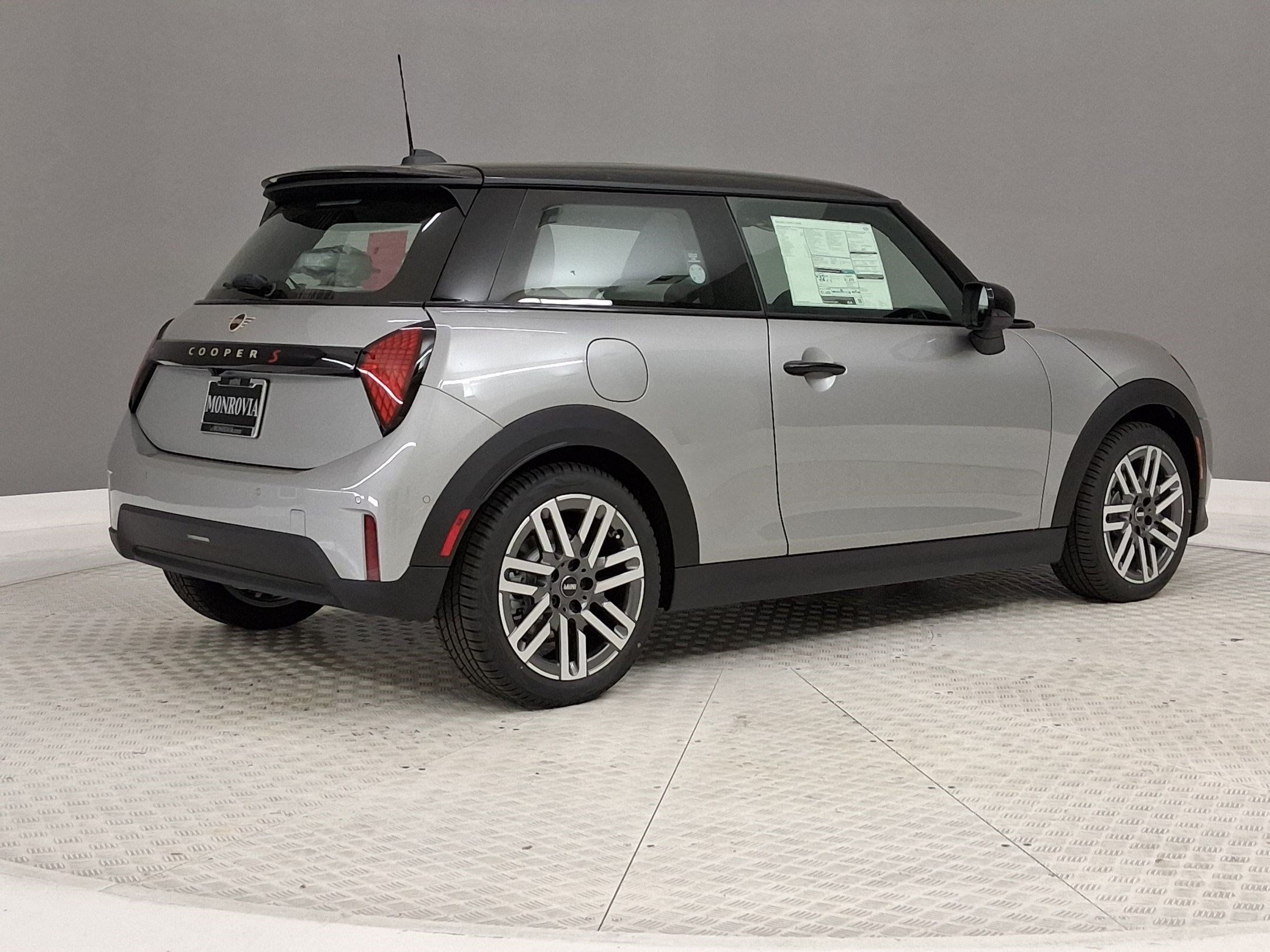 New 2026 MINI Cooper S FWD image 7