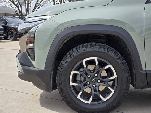 Used 2025 Chevrolet Equinox ACTIV image 14