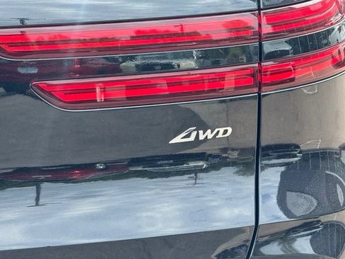 Used 2023 Genesis GV70 2.5T w/ Sport Prestige Package AWD/4WD image 10