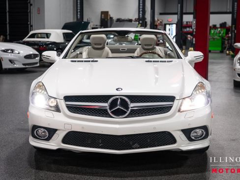 Used 2009 Mercedes-Benz SL 550 image 8