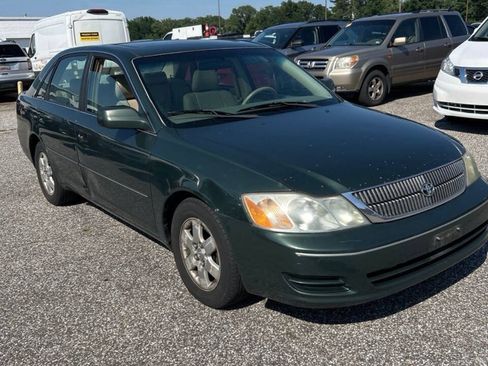 Used 2001 Toyota Avalon XLS FWD image 5