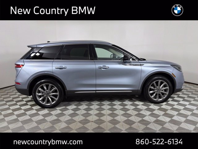 Used 2022 Lincoln Corsair AWD w/ Premium Package image 8