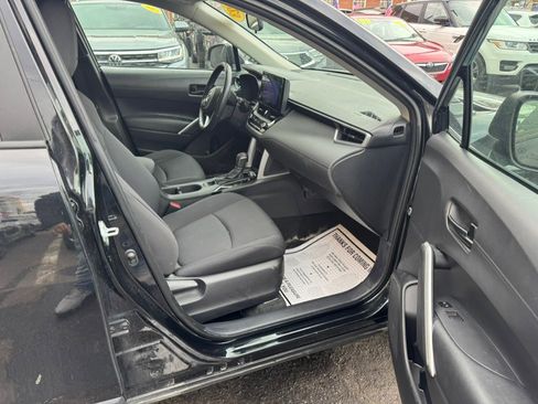 Used 2023 Toyota Corolla Cross LE image 10