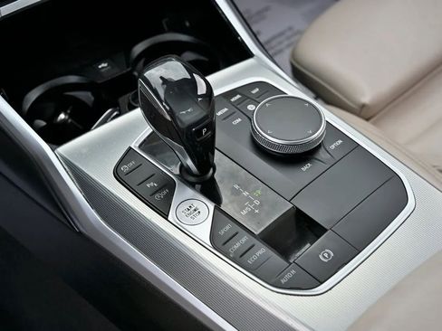 Used 2021 BMW 330i Sedan w/ Driving Assistance Package image 25