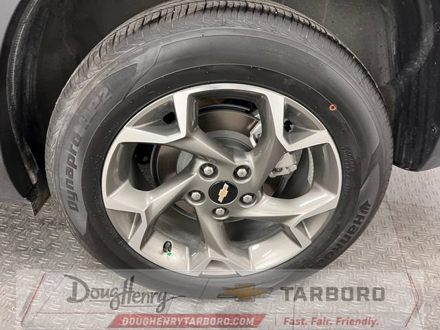 Used 2025 Chevrolet Trax LT w/ LT Convenience Package FWD image 24