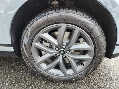 New 2026 Land Rover Range Rover Velar Dynamic SE image 7