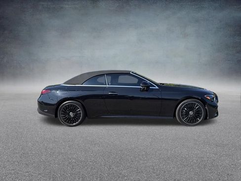 Used 2024 Mercedes-Benz CLE 450 4MATIC Cabriolet image 6