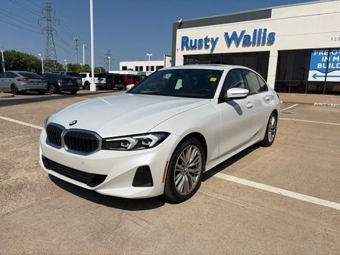 Used 2023 BMW 330i Sedan RWD image 2