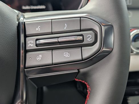 New 2026 GMC Canyon AT4X w/ LPO, Black Badging Package AWD/4WD image 35