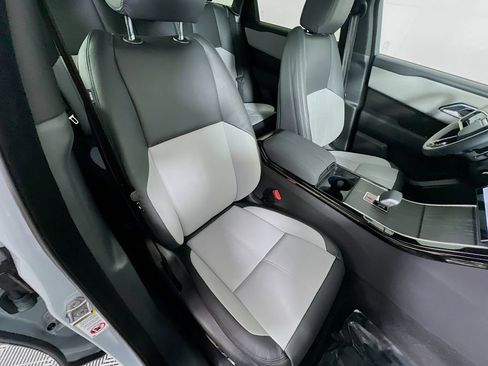 Used 2026 Land Rover Range Rover Velar Dynamic SE image 30