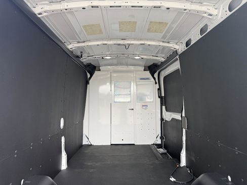 New 2026 Ford Transit 250 148 Medium Roof w/ Load Area Protection Package RWD image 23