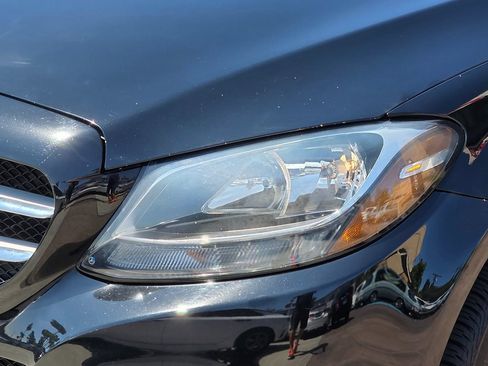 Used 2017 Mercedes-Benz C 300 Sedan image 6