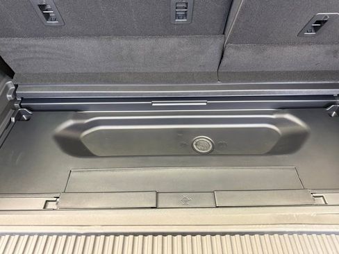 New 2025 Ford Expedition Active image 75