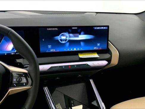 Certified 2025 BMW X3 xDrive30i w/ Convenience Package image 5