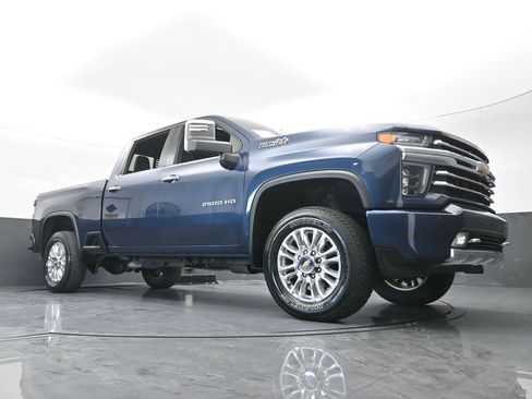 Used 2022 Chevrolet Silverado 2500 High Country w/ Z71 Off-Road Package AWD/4WD image 78