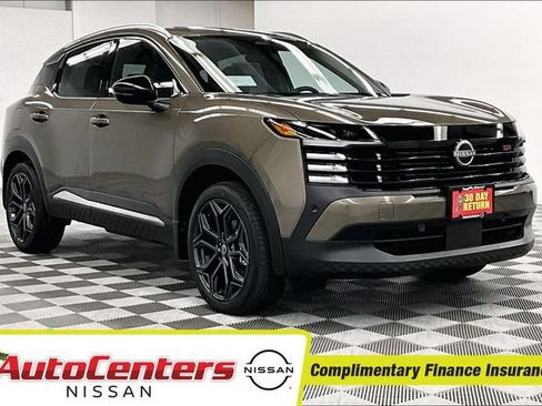 New 2026 Nissan Kicks SR w/ SR Premium Package AWD/4WD image 1