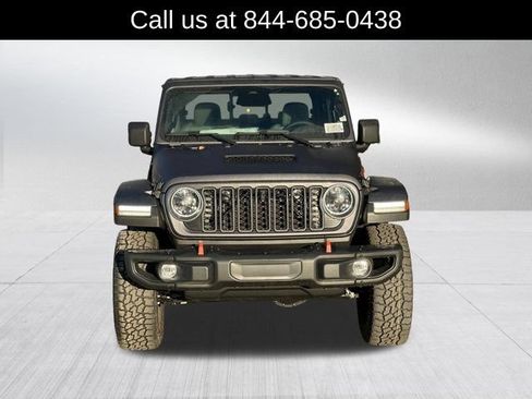 New 2026 Jeep Gladiator Mojave w/ Steel Bumper Group AWD/4WD image 2