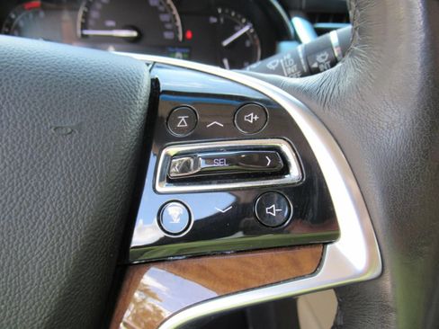 Used 2019 Cadillac XTS Luxury FWD image 23