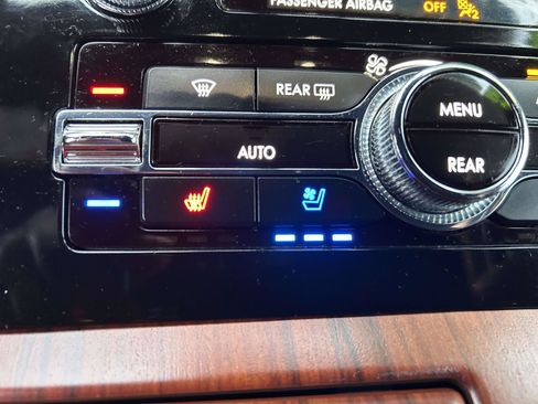 Certified 2023 Lincoln Navigator Reserve AWD/4WD image 26
