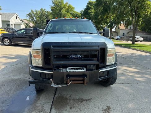 Used 2008 Ford F550 4x4 Crew Cab Super Duty image 3