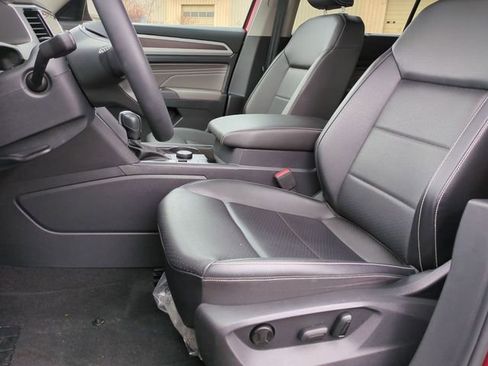 Used 2023 Volkswagen Atlas SE image 7