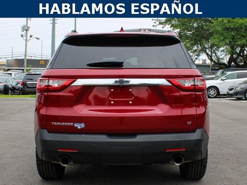 Used 2020 Chevrolet Traverse LT w/ Driver Confidence II Package image 4