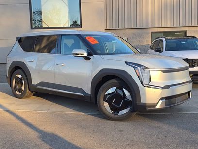 New 2026 Kia EV9 Wind