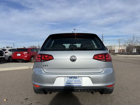 Used 2017 Volkswagen GTI Autobahn image 11