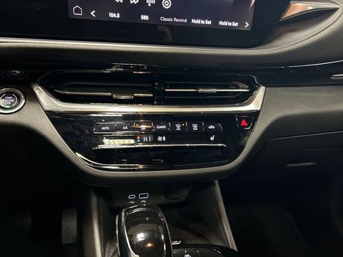 Used 2024 Buick Envista Avenir image 19