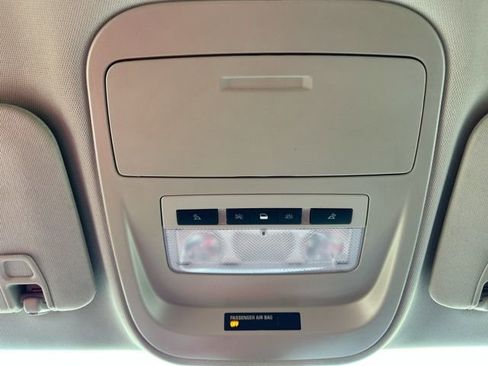 Used 2019 Chevrolet Colorado LT w/ LT Convenience Package image 46