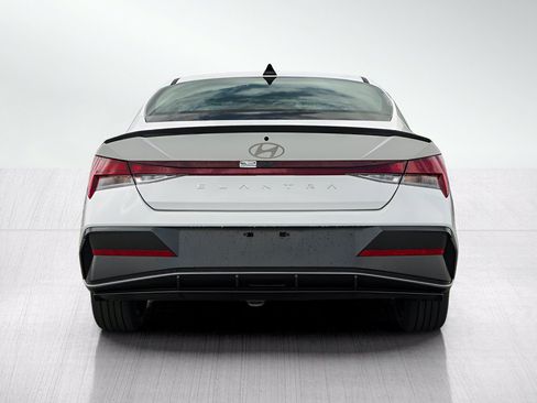 New 2026 Hyundai Elantra SEL Sport Premium FWD image 5