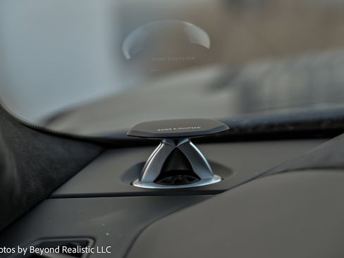 Used 2024 Lamborghini Urus S image 34