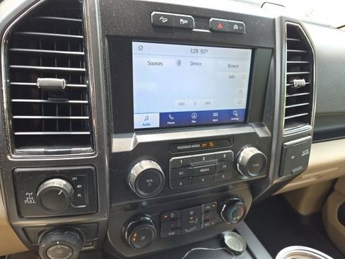 Used 2020 Ford F150 XLT w/ Equipment Group 302A Luxury AWD/4WD image 5