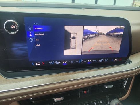 Used 2025 Chevrolet Tahoe High Country RWD image 27
