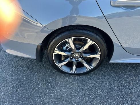 Certified 2025 Honda Civic Sport Touring image 10