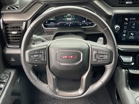 Used 2023 GMC Sierra 1500 AT4 w/ AT4 Premium Package AWD/4WD image 13
