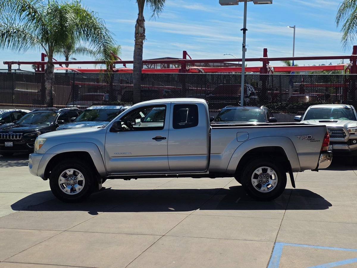 Used 2005 Toyota Tacoma PreRunner RWD image 9
