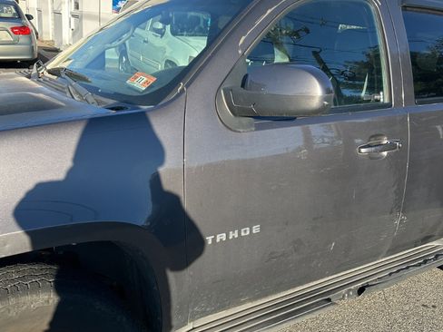 Used 2011 Chevrolet Tahoe LT image 4