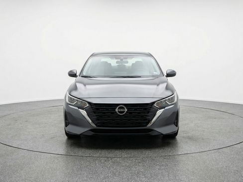 Used 2025 Nissan Sentra SV FWD image 2