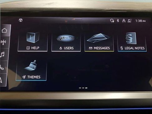 Used 2024 Audi Q4 e-tron Prestige image 46