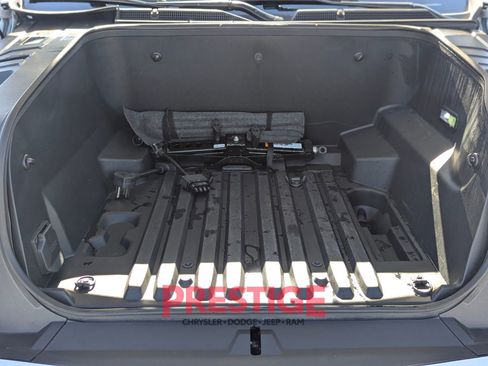 Used 2024 Chevrolet Silverado EV W/T AWD/4WD image 32