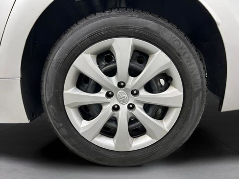 Used 2023 Toyota Corolla LE image 13