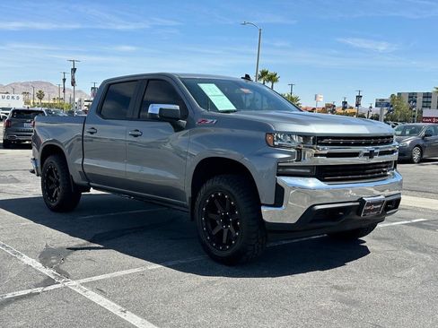 Used 2020 Chevrolet Silverado 1500 LT w/ All-Star Edition AWD/4WD image 9
