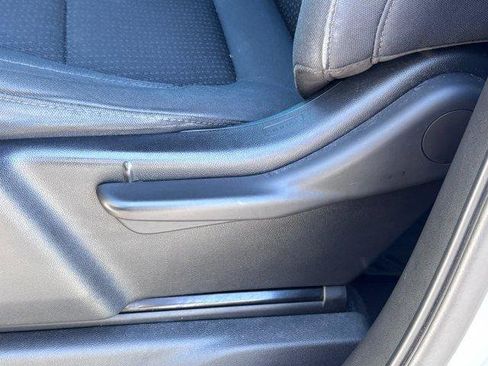 Used 2019 Chevrolet Silverado 1500 Custom Trail Boss w/ Custom Convenience Package AWD/4WD image 17