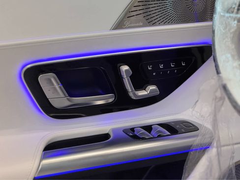 New 2026 Mercedes-Benz Maybach SL 680 image 5